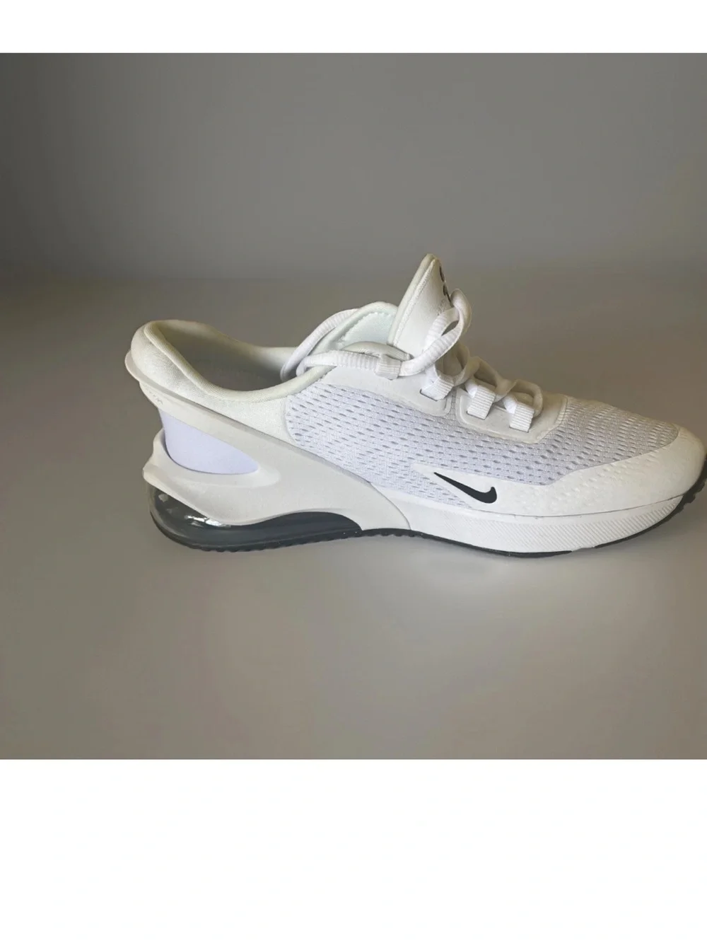 Nike White/Black Air Max Lightweight Mesh Sneakers Size 7Y